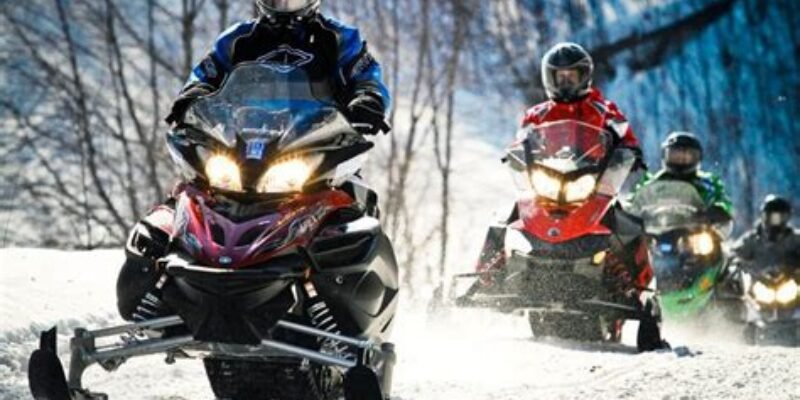 snow mobile
