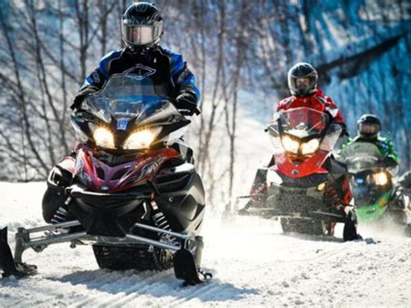 snow mobile